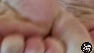 Herkesi sıkı kıçımı dölle doldurmaya yalvardım