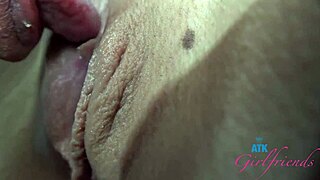 Amateur next door gracie gates gets pussy licked and amazing blowjob