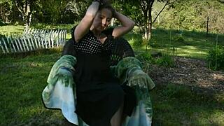 A DAY in the GARDEN With Solo Outdoor Fun