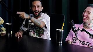 Adora Uma Safadeza, Mineiro Transa Melhor Que Paulista, Deu Cu, Acidente, Sexo Na Igreja - Alice Vasconcelos.