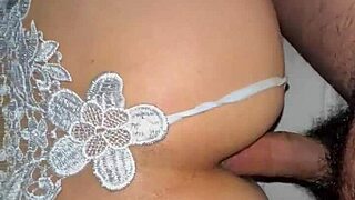 Le encanta en anal asiatica putita con pug en el culo le gusta toda la leche dentro