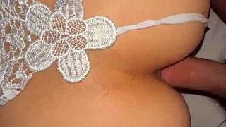 Le encanta en anal asiatica putita con pug en el culo le gusta toda la leche dentro