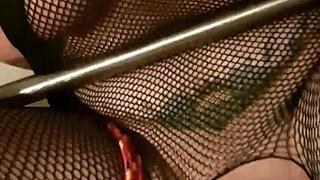 Fat teen 18+ gets huge fucking and fisting in ass