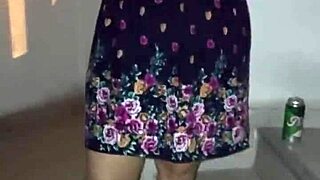 i'm harassing a big-ass mature woman in lima streets