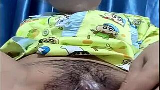 Couple enjoys romantic video call sex on WhatsApp with wet pussy action