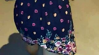 i'm harassing a big-ass mature woman in lima streets