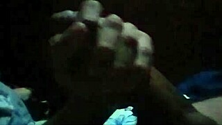 novinho pauzudo gozando na punheta gostoso sozinho