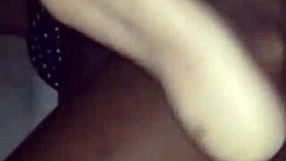 Amateurs fill mature woman's ass with cum during massage and handjob