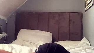 Bi Muslim Arab Woman Performs Blowjob On Big Cock