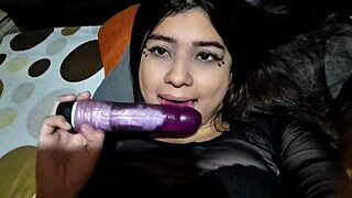 Se la follaron sin parar esta latina sumisa en un video casero real