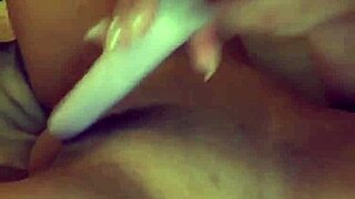 Latina Demi Rouge's Vibrator Goes Deep In Her Pussy 😏