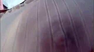 Ruiva Gostosa Provoca Web Com Toda Sua Sensualidade No Banho