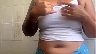 i want carinh on my big pussy