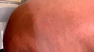 sexy pregnant bbw playing with her tight asshole and pussy