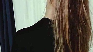 skinny brunette, wanna bang after yoga and get cum inside?