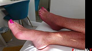 Hot Blonde Milf Rimming with Golden Shower