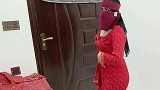 hey, watch this beautiful pakistani housewife dance nude