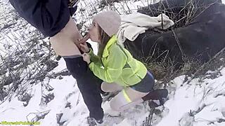 my girlfriend experiences deep intimacy in public