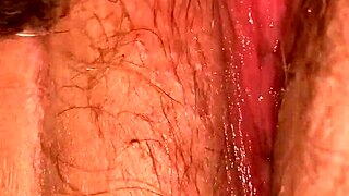 This suckslut goes crazy sucking and licking cunt in episode 13 😈