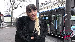 naomie, den franske brun slemme tøs, elsker at tease før hård anal