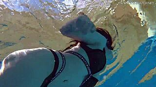Sheril Blossom HOT RUSSIAN UNDERWATER in bikini pool