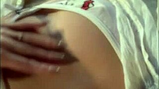 Hot Latina masturbates with dildo!