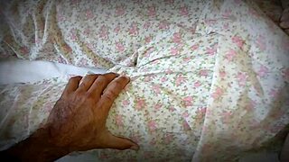 Punjabi Pakistani Nani Maa Ki Chut Ki Chudai Ho Gayi! What a Wild Homemade Fuck!