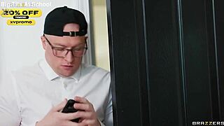 Picky Pussy Jena Larose BRAZZERS Spanks and Rides Hard