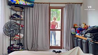 OMG, madrastra de culo grande gets creampie from hijastro! 🔥