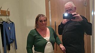 kiwi milf slut drinks piss while shopping at mall