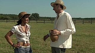 Sandra Romain бесится от уличного траха под солнцем! 😎