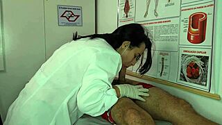 Jururawat, batang monster tu buat kau teruja deepthroat?