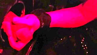 Housewife Tries Glory Hole With Hung Guy! 😏