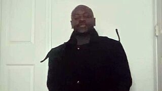 Stretching arms like masturbating for exercise 😏