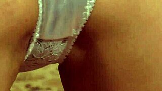 i'm moaning as my slave fingers and massages my big ass