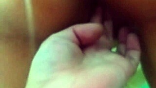 she sucks smiling and sits willingly, with girlfriend tits and homemade blowjob 😘🍆