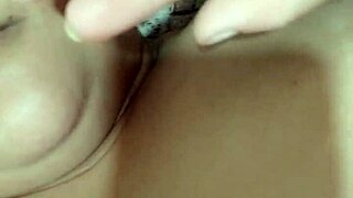 cleaning honey off my vibrator and cumming again, so hot