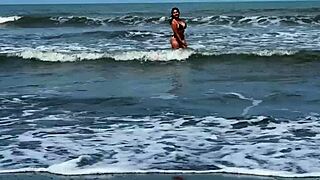 Weekend spent banging a sweet Colombian angel I met on Cartagena beaches