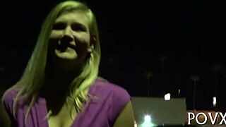 Roxy Lovette kemény POV baszás kis 18+ testtel