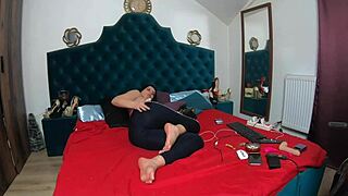 Preview- milfycalla- masturbating pussy playing and dirty talking while wearing sortswear 234