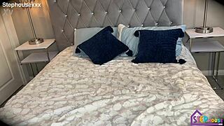 Alt cam girl bent over for real dick in doggystyle