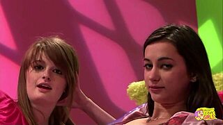 Two naughty lesbians lick wet cunts to break boredom