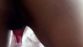 the naughty married woman with big ass shakes it for amateurs