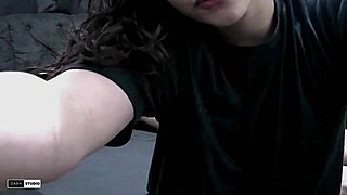 gostosa dona de uma bunda grande da um cha de buceta no dotado