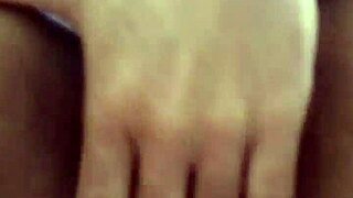 the naughty married woman with big ass shakes it for amateurs