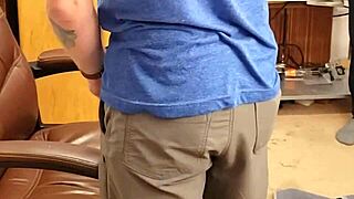 Amateur Teen 18+ Sucks Cock for Extra Cash on the Side