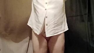 i rip my clthes and play with magik wand solo