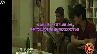 This full version clip on bit.ly/2npdbfp shows wild Japanese amateur action with toys.