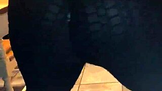 big booty wife dances and shakes her ass for amateurs