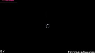 Sexy Ebony Cam Babe, Squirt Horny While Riding Pussy!